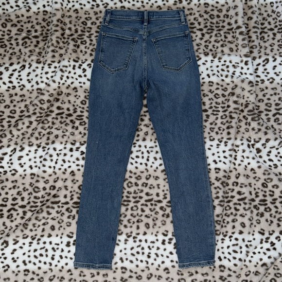 Abercrombie and fitch jeans - Picture 2 of 3